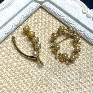 Lot of 2 Vintage Brooches